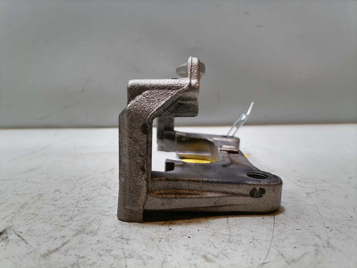 VW Passat B9 original Bremssatteltr&auml;ger vorn links 2,0TDI 110KW Bj.2024